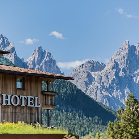Berghotel - Sexten Exteriör bild
